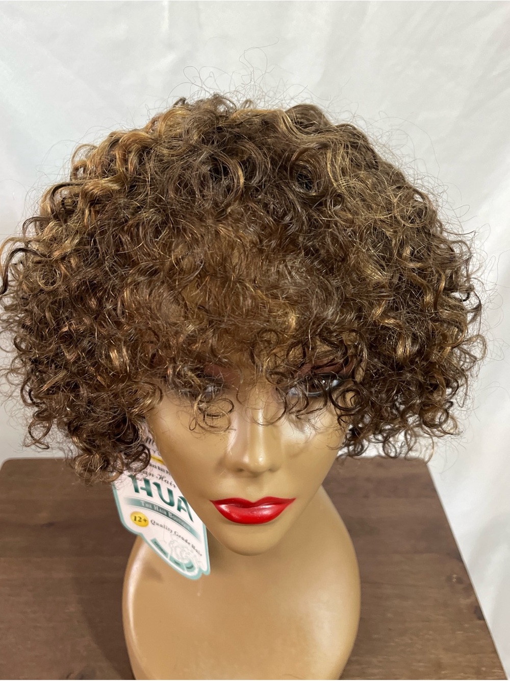 Short Curly Women's Wig - Brown